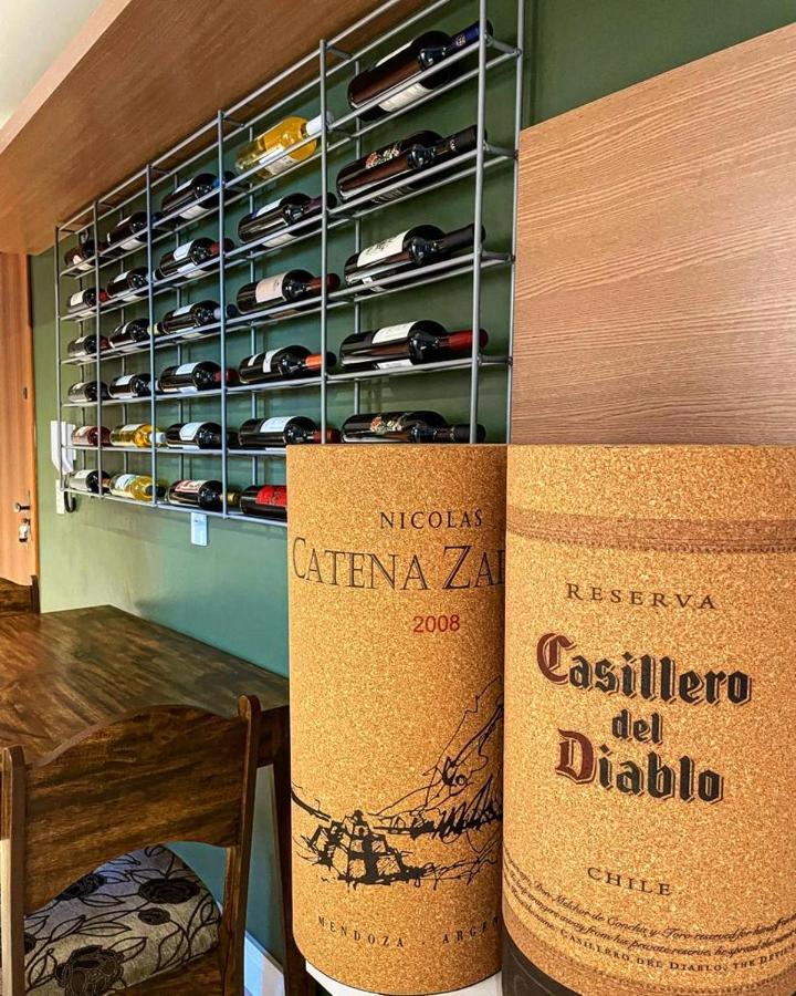 Apartamento Tematico Luxo Mundo Do Vinho! Bento Goncalves Luaran gambar